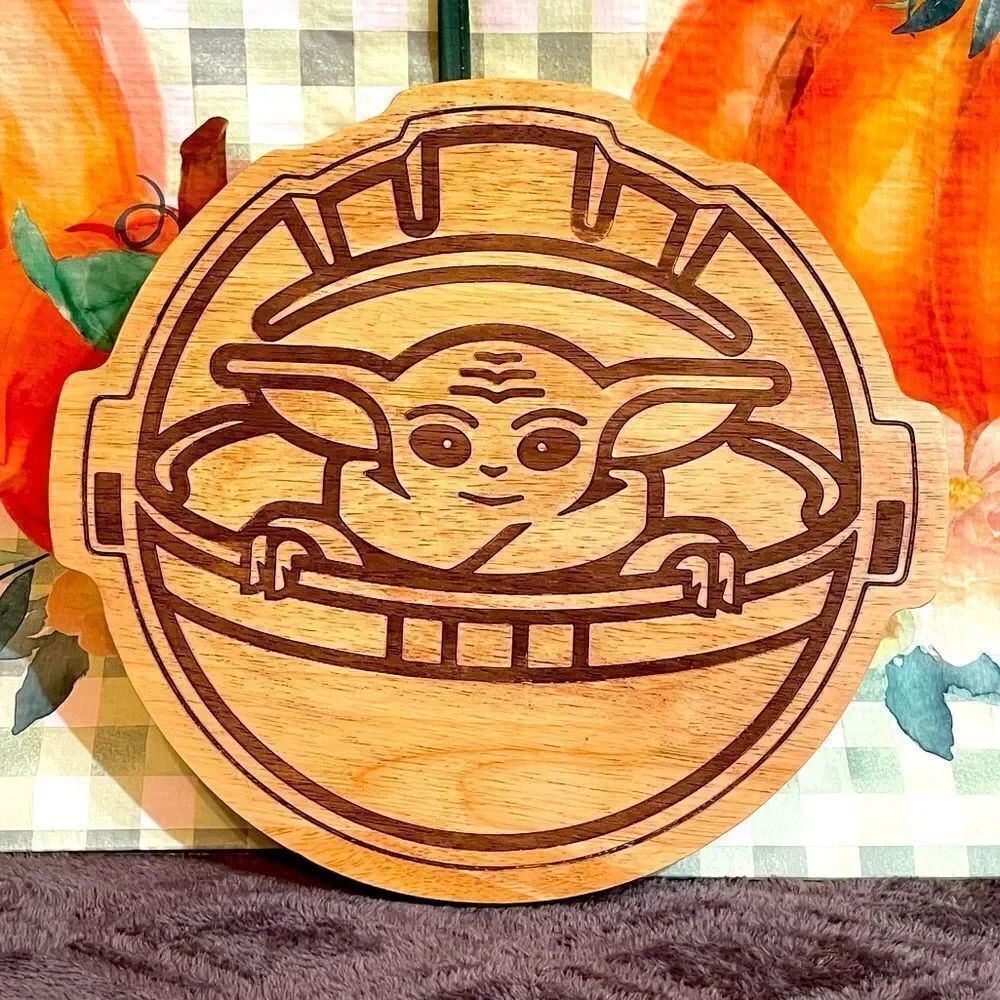 Disney Star Wars Mandalorian wooden serving board